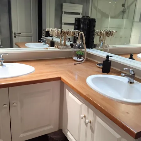 Chambre Pour 2 Dans Maison De Caractere منزل للإقامة